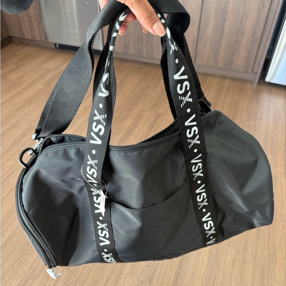 Victorias Secret duffle bag nwt